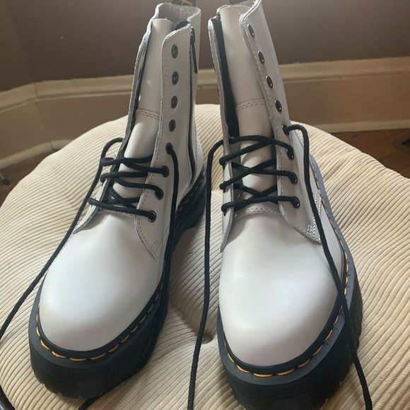 Dr. Martens Shoes - Jaden Smooth Leather Platform Boots